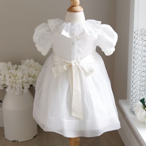 Strasburg Heirloom Smocked Dress size 18 Month RARE White Organza Ivory Satin - Picture 5 of 5